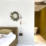 ゲストハウス Maison Galop Marin 4*
