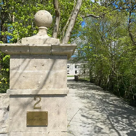 Maison Galop Marin Pensión 4*