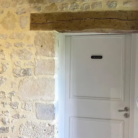 Πανσιόν Maison Galop Marin 4*