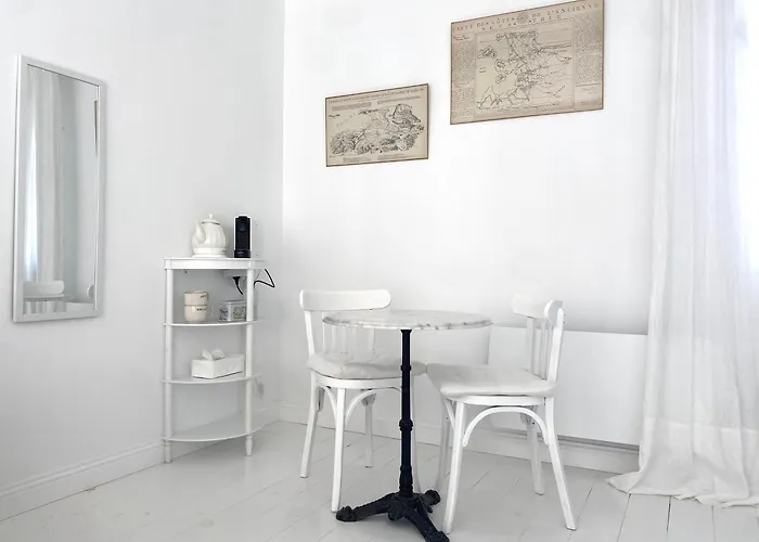 Maison Galop Marin בית הארחה